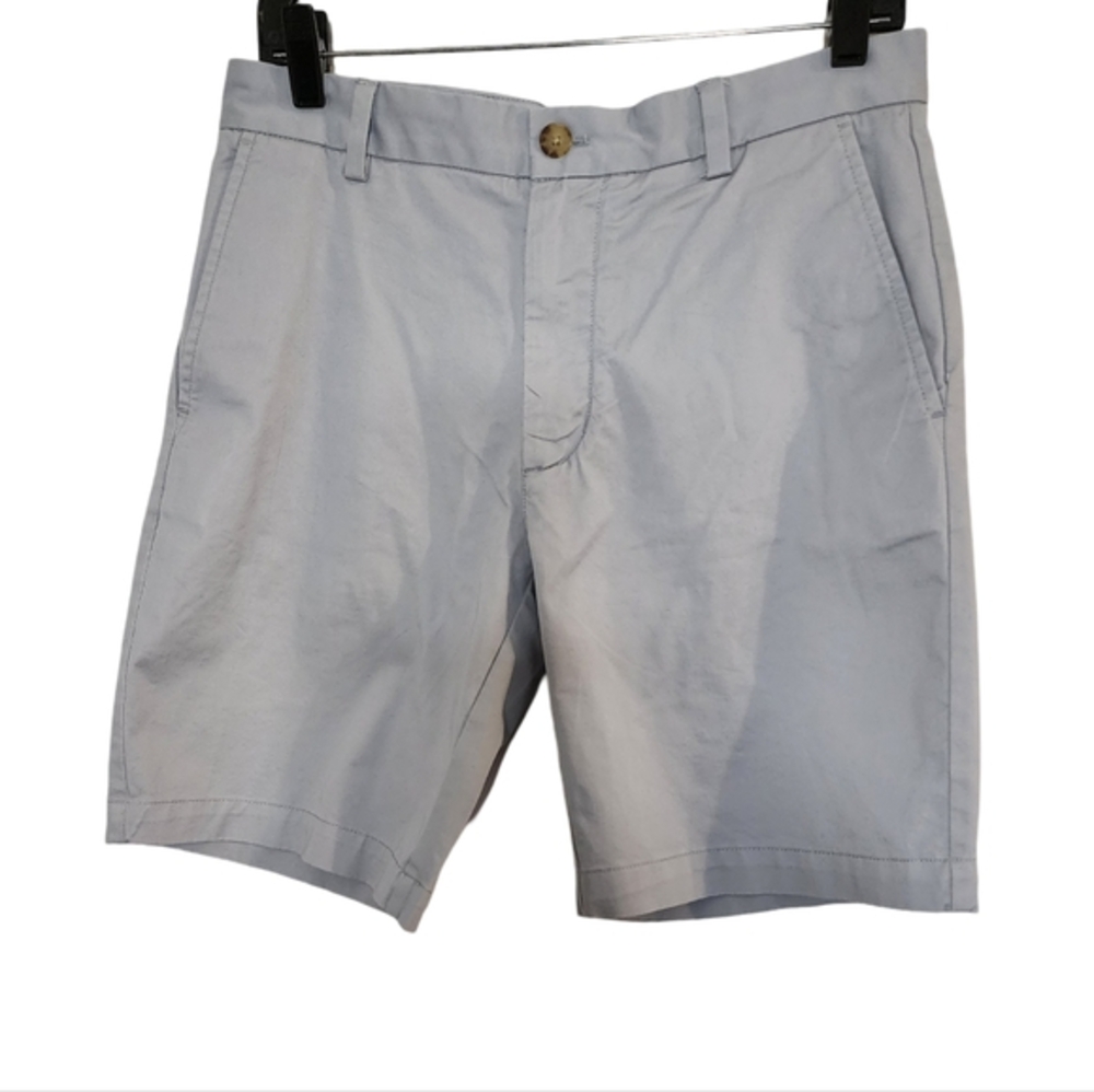Vineyard vines gray casual shorts Size 30‎